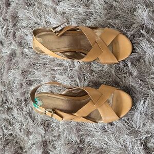 Bcbg Wedge Platform Strap Sandals